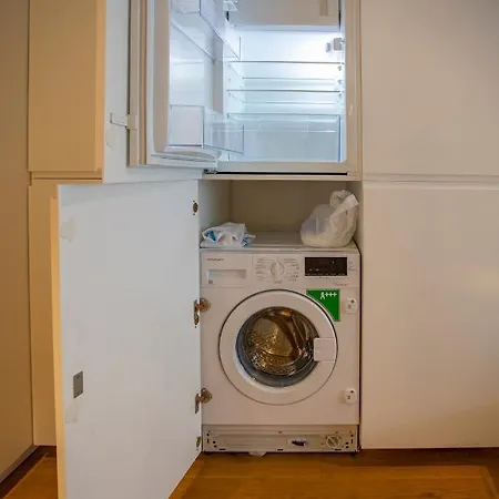 Downtown Apartment *